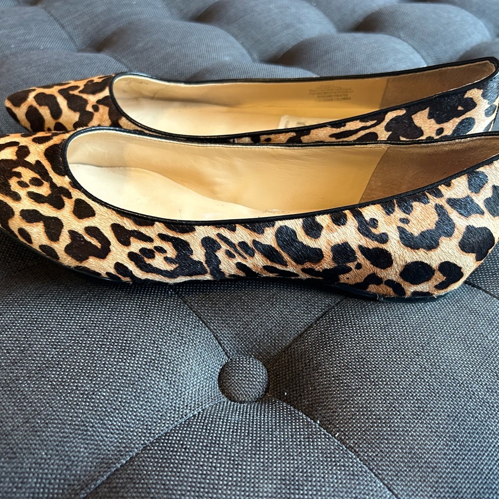 Real Fur and Leather Ivanka Trump flats size 9